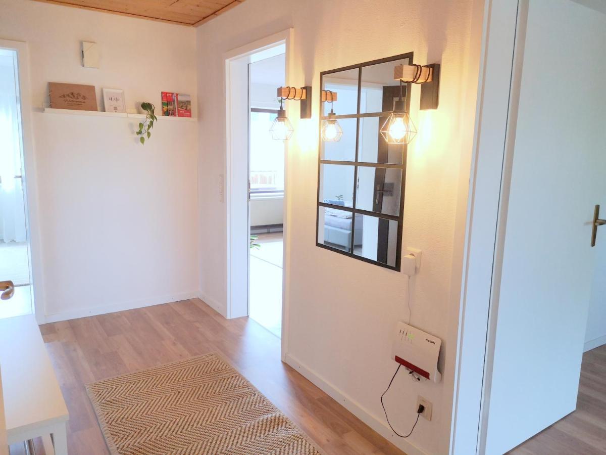 Family-Apartment Mit Balkon, Kueche, Parkplatz & Waschmaschine Offenburg Dış mekan fotoğraf
